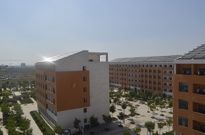 清华阳光太阳能精品工程之山东寿光职业教育中心:“渤海湾上的璀璨明珠”里绽放的“太阳之花”