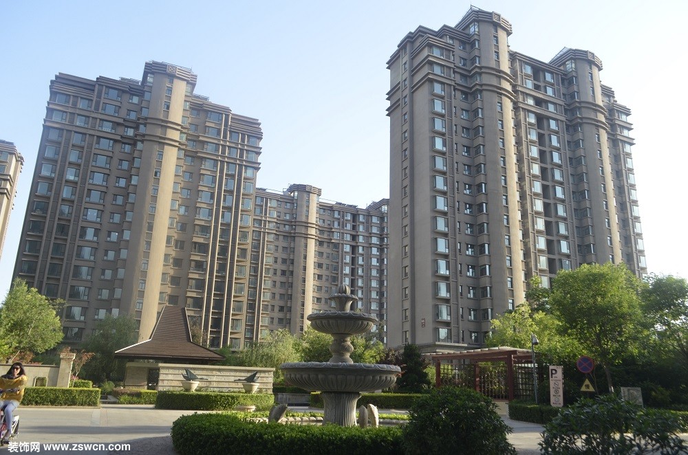 清华阳光精品工程之山东寿光玫瑰园:在巴厘岛风情社区里普洒“阳光之雨”