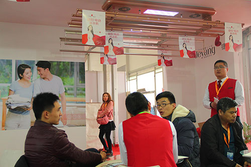 捷阳电动晾衣机惊艳亮相北京博览会