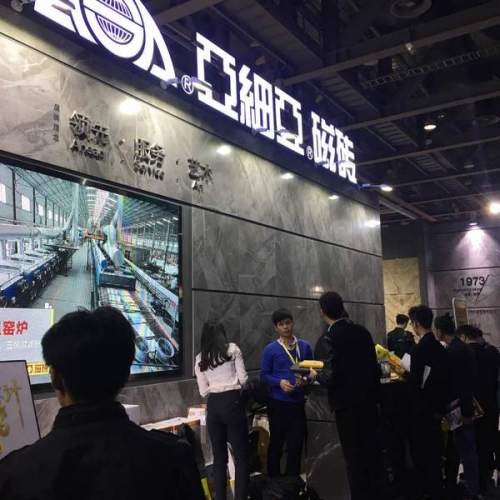 炸开了!广州设计周首日亚细亚展位人满为患