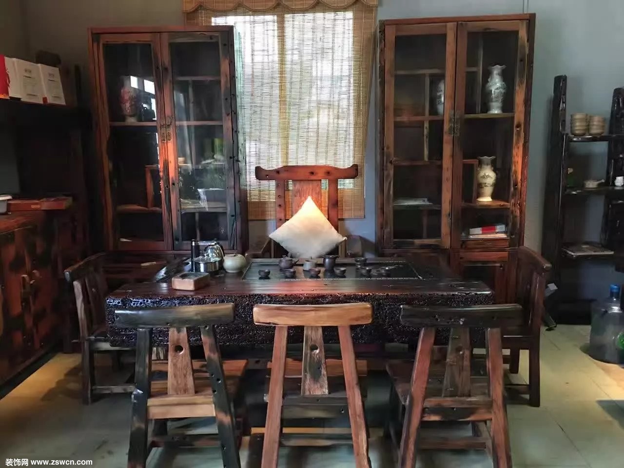 船木茶桌 在历史沧桑的浓缩中让过去与现在的时光重合