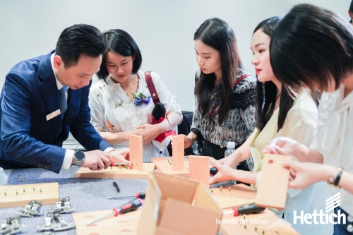 遇鉴中国 蒂造未来 德国海蒂诗五金解决方案体验中心落成定制之都广州