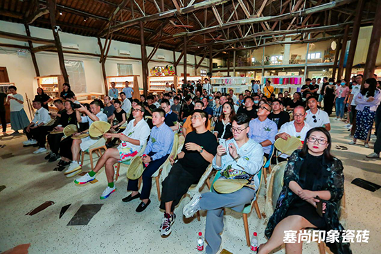 2020全球首款:塞尚印象36˚肌肤砖行业首秀,创新设计备受热捧