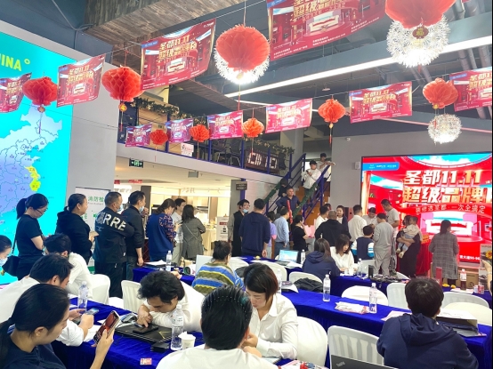 圣都超级品牌日全国110+城市店联动,《2021中国整装消费研究报告》正式发布!