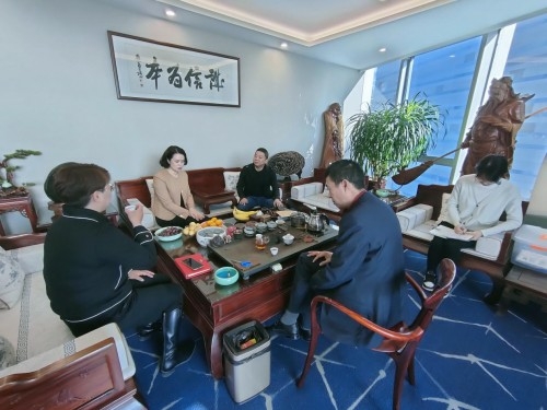 七宝镇党委副书记至唯漫指导工作:做肩负社会责任的模范企业